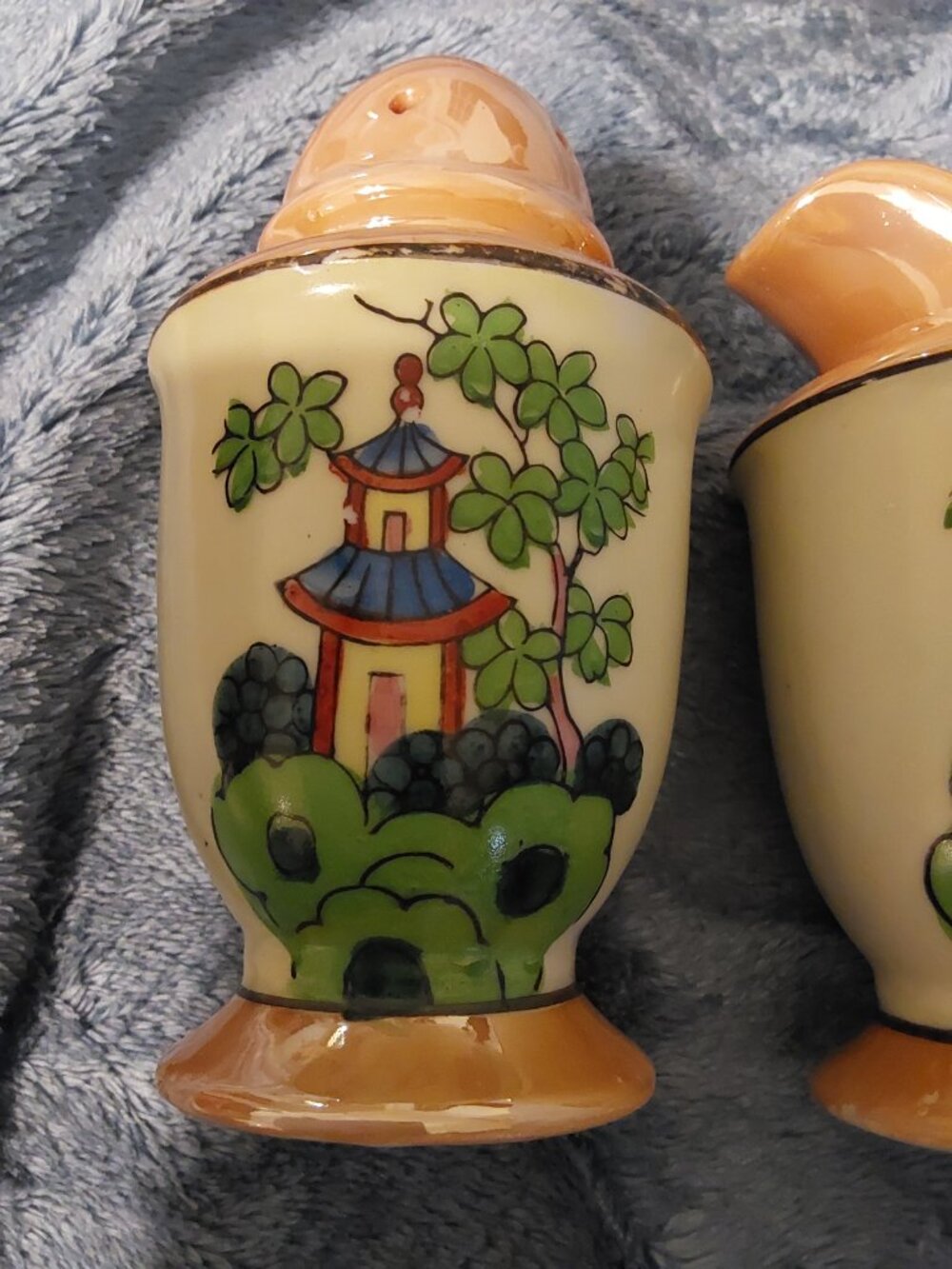 Made in Japan Hand Painted Vintage Lusterware Sugar Shaker and Creamer Set - Picture 6 of 16